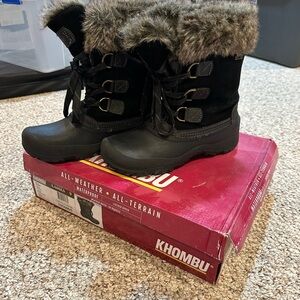 Khombu Black Fur-Lined Waterproof Boots